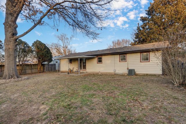 217 N Ken Avenue, Springfield, MO 65802