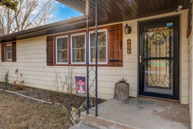 217 N Ken Avenue, Springfield, MO 65802