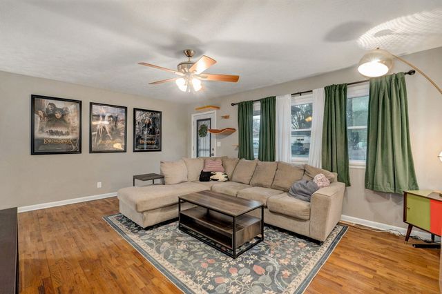 217 N Ken Avenue, Springfield, MO 65802