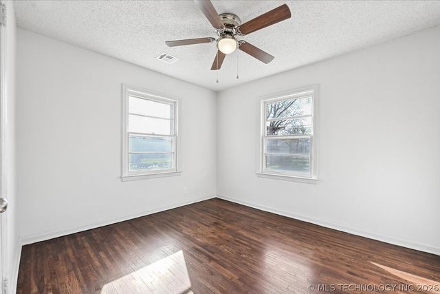 6736 E 6th Street, Tulsa, OK 74112