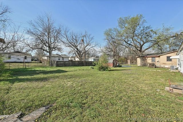 6736 E 6th Street, Tulsa, OK 74112