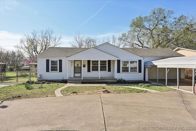 6736 E 6th Street, Tulsa, OK 74112