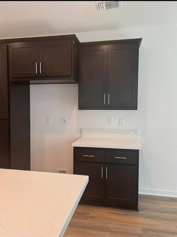 17357 Atwater Dr, Lathrop, CA 95330