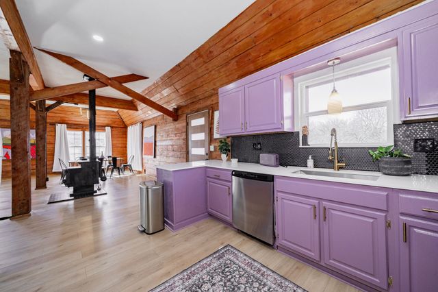 691 Bear Road, Van Alstyne, TX 75495