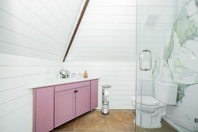 691 Bear Road, Van Alstyne, TX 75495