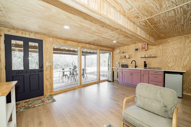 691 Bear Road, Van Alstyne, TX 75495