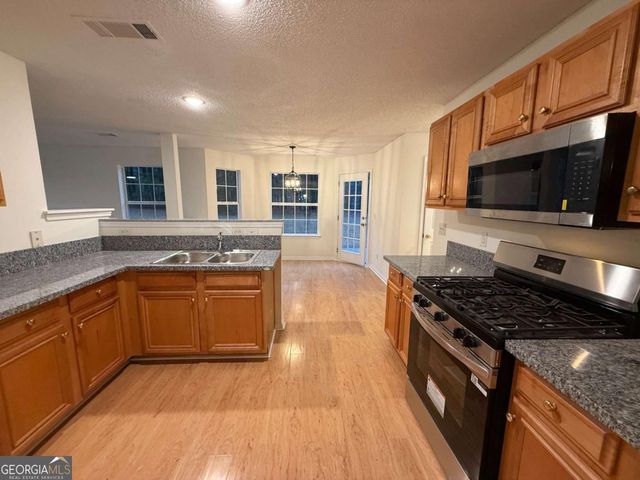 383 Berkshire Place, Fairburn, GA 30213