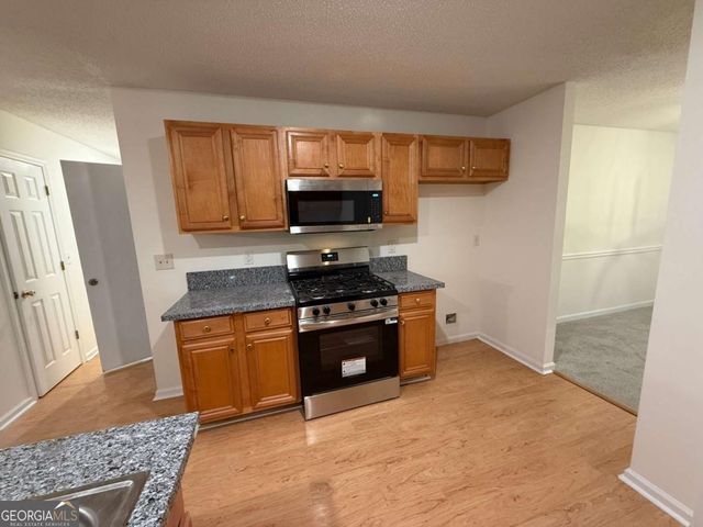 383 Berkshire Place, Fairburn, GA 30213