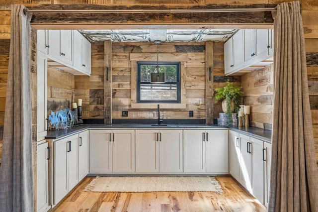 9862 Sam Donald Rd, Nolensville, TN 37135