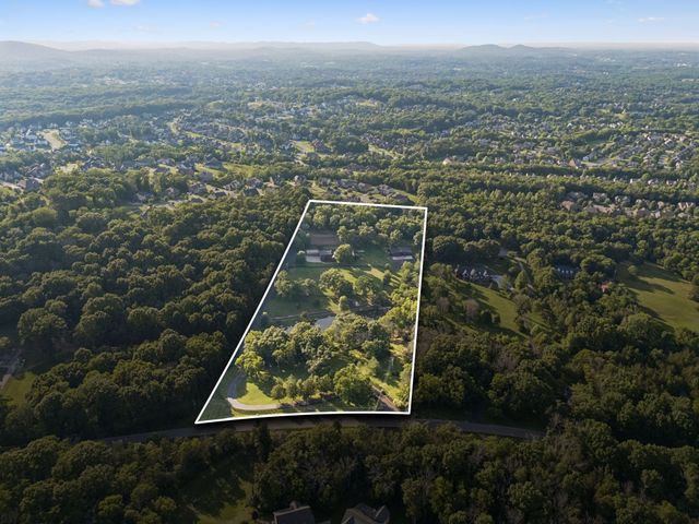 9862 Sam Donald Rd, Nolensville, TN 37135