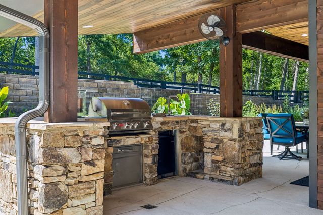 9862 Sam Donald Rd, Nolensville, TN 37135
