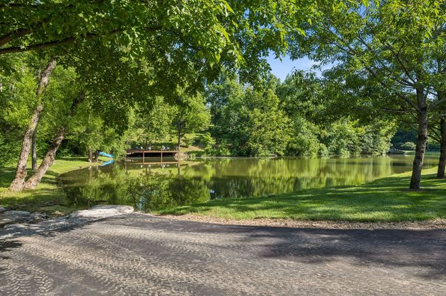 9862 Sam Donald Rd, Nolensville, TN 37135