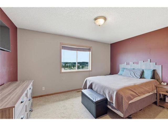926 189th Avenue, New Richmond, WI 54017
