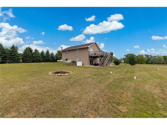 926 189th Avenue, New Richmond, WI 54017