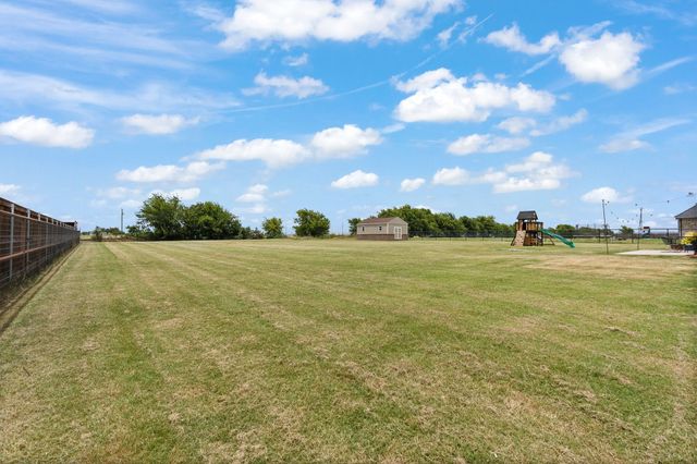 9708 Puma Trail, Godley, TX 76044