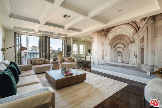 1835 Pandora Avenue 402, Los Angeles, CA 90025