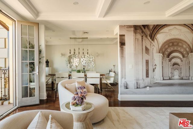 1835 Pandora Avenue 402, Los Angeles, CA 90025