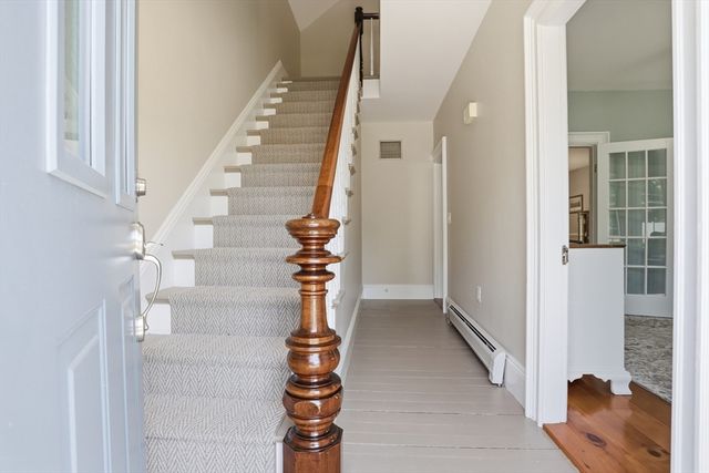 55 Broadway Street, Westford, MA 01886