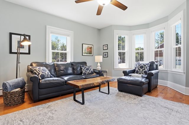 55 Broadway Street, Westford, MA 01886