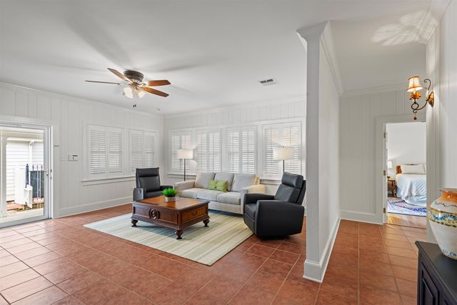 631 Verret St, Houma, LA 70360