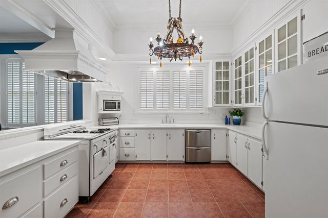 631 Verret St, Houma, LA 70360