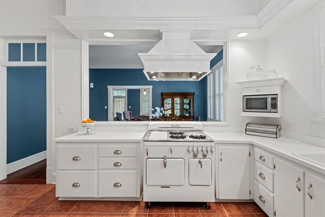 631 Verret St, Houma, LA 70360