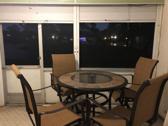 421 SW Natura Avenue E, Deerfield Beach, FL 33441