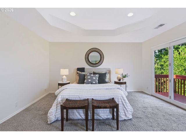6850 APOLLO Rd, West Linn, OR 97068