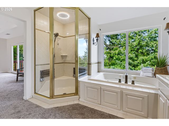 6850 APOLLO Rd, West Linn, OR 97068