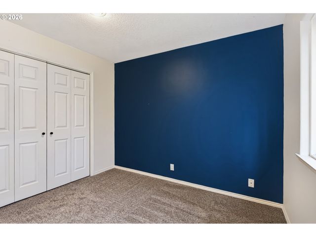6850 APOLLO Rd, West Linn, OR 97068