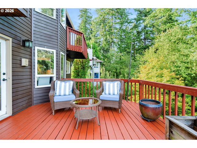 6850 APOLLO Rd, West Linn, OR 97068
