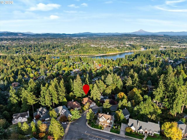 6850 APOLLO Rd, West Linn, OR 97068