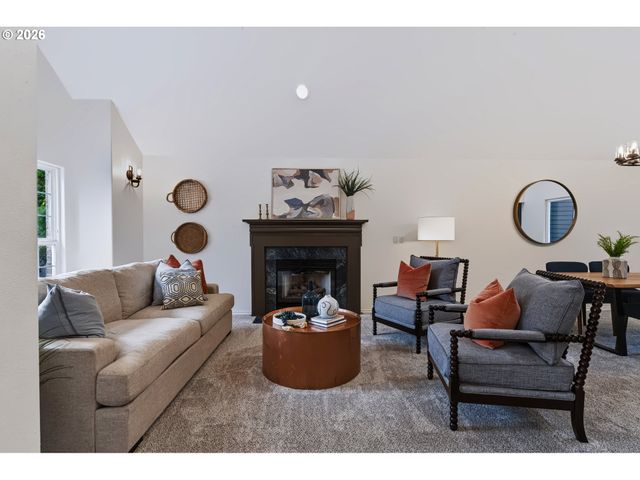 6850 APOLLO Rd, West Linn, OR 97068