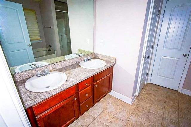 6940 W Fayetteville Road, Riverdale, GA 30296