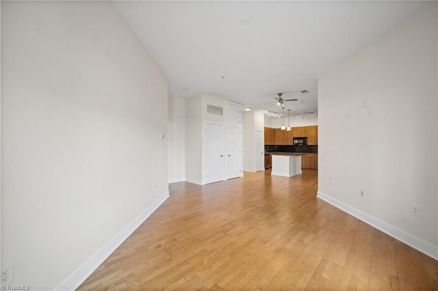 810 W 4th Street 209, Winston-salem, NC 27101