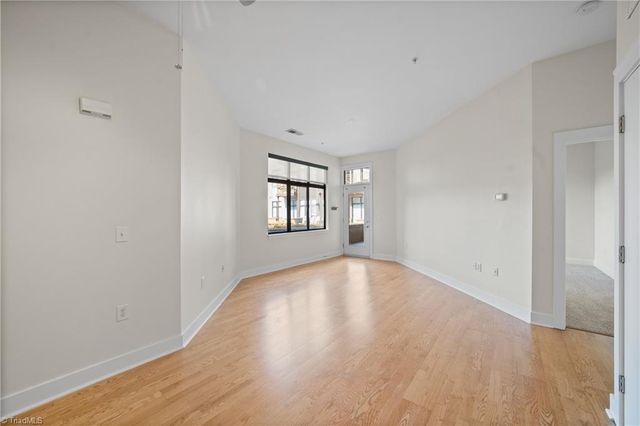 810 W 4th Street 209, Winston-salem, NC 27101