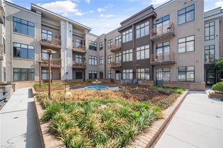 810 W 4th Street 209, Winston-salem, NC 27101