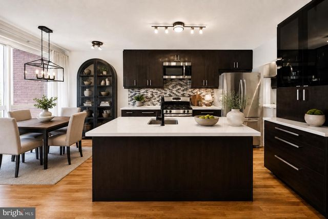 1233 S ST NW, Washington, DC 20009