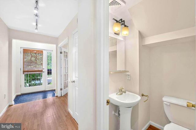 1233 S ST NW, Washington, DC 20009
