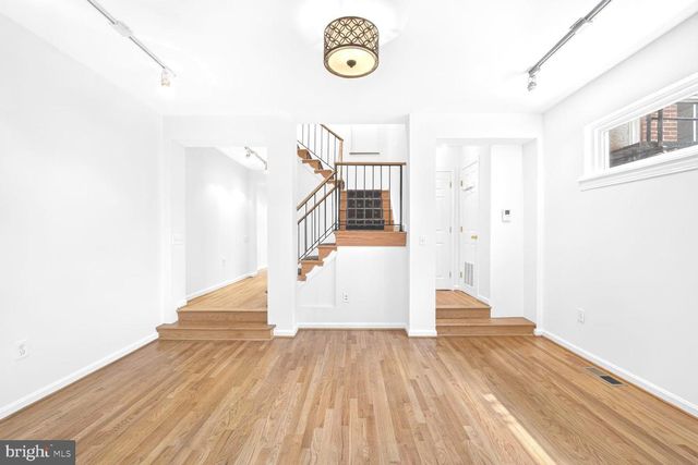 1233 S ST NW, Washington, DC 20009