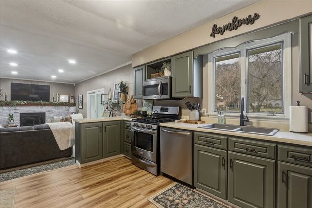 47 Groff Road, Big Flats, NY 14845