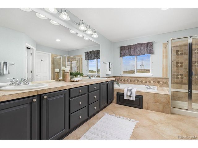 1547 S Haleyville St, Aurora, CO 80018