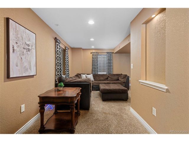 1547 S Haleyville St, Aurora, CO 80018