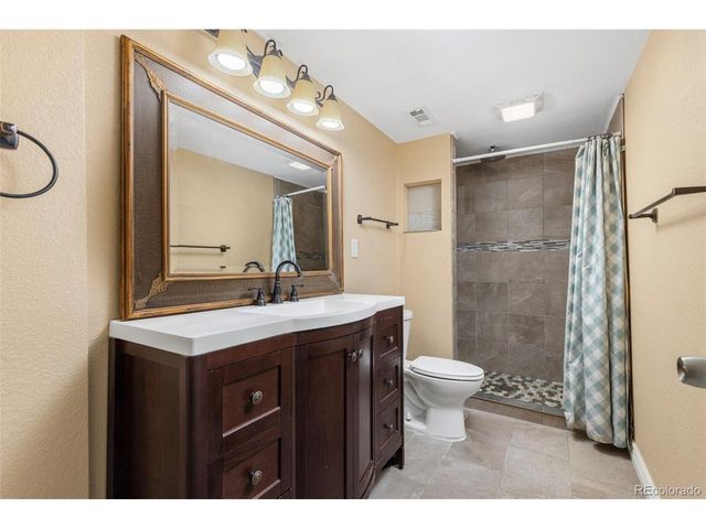 1547 S Haleyville St, Aurora, CO 80018