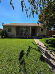 863 N 9th Avenue, Upland, CA 91786