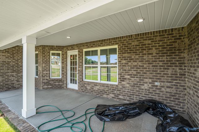 321 Carnation Avenue, Meridianville, AL 35759