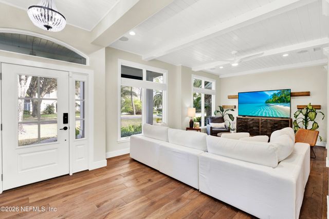 117 INDIAN HAMMOCK Lane, Ponte Vedra Beach, FL 32082