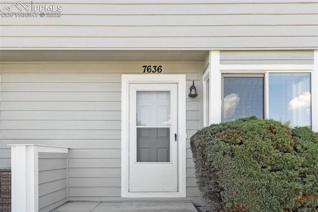 7636 Lexington Manor Drive, Colorado Springs, CO 80920