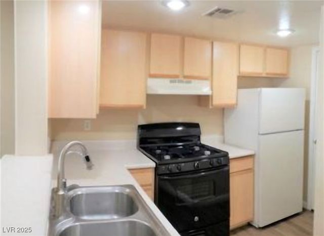 1830 North Pecos Road 131, Las Vegas, NV 89115