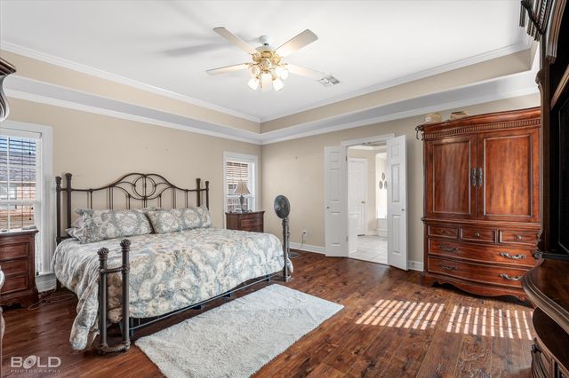 218 Ridgefield Drive, Bossier City, LA 71111